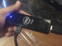 英特爾也做了個棒子，這就是大家對 PC 未來的期望？