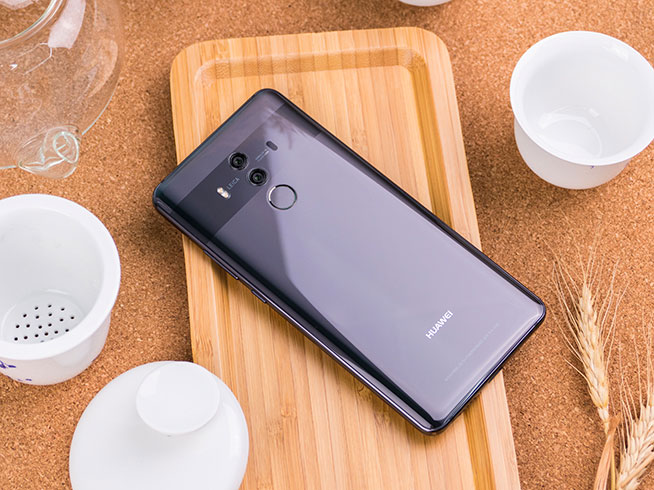 安卓機王對決：Mate 10 Pro斗三星Note 8，國貨能贏？