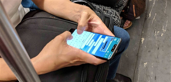 安卓旗艦新標桿？谷歌Pixel 3 XL真機現身：遲來的劉海屏
