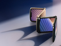 經典再續(xù)！moto razr 5G發(fā)布，挑戰(zhàn)超高端