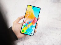 ?OPPO A1 Pro圖賞：超高頻調(diào)光全機(jī)最佳！比旗艦更護(hù)眼